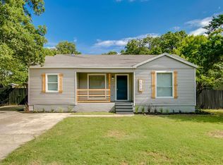 1319 Chamberlain St, Irving, TX 75060