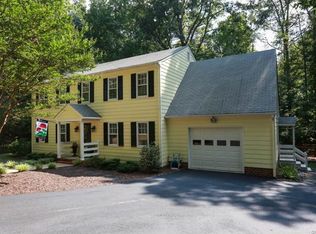 406 Pleasanthill Dr, North Chesterfield, VA 23236