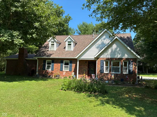 7390 N 325 W, Fairland, IN 46126