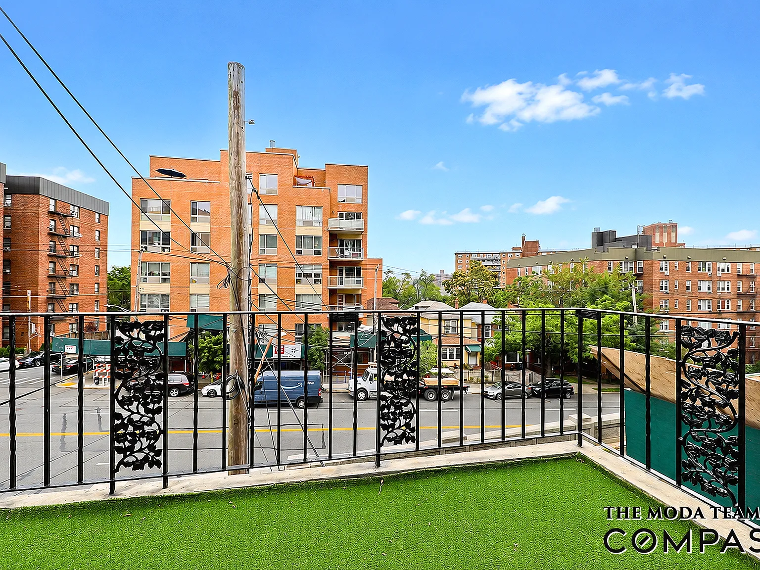 3511 Riverdale Avenue — Photo 2