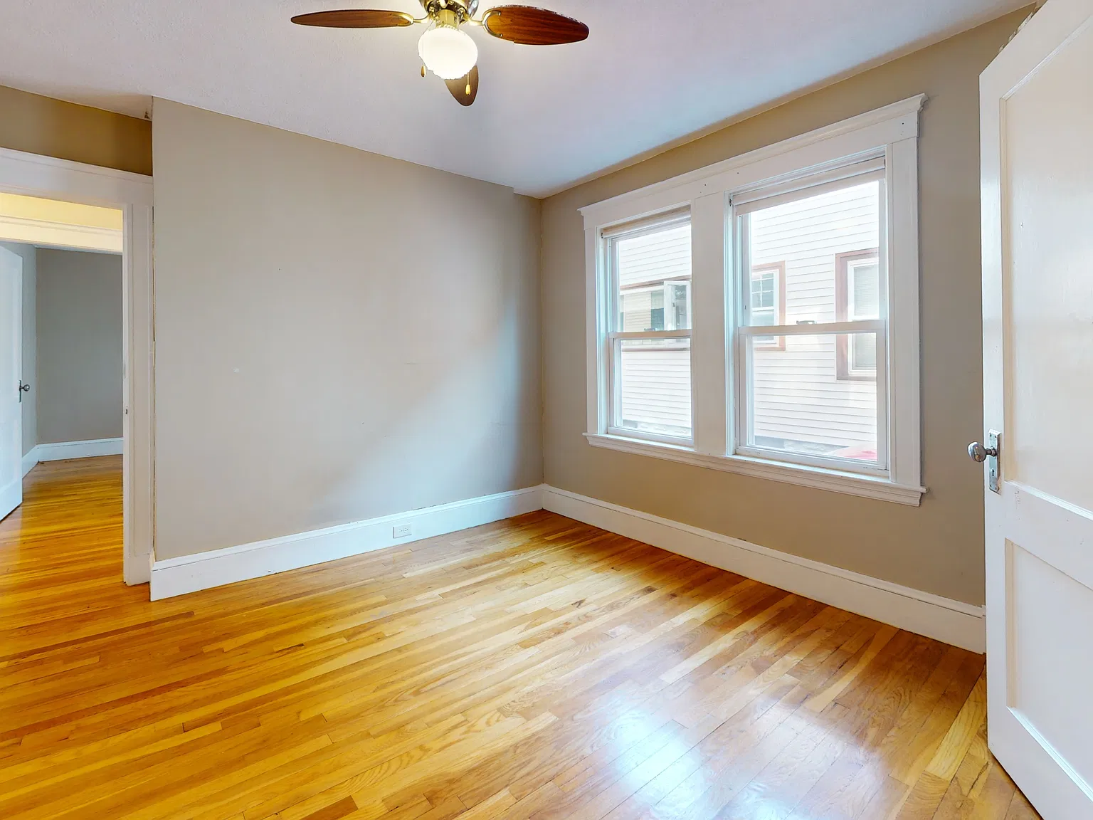 2 bed, 1014 sqft, $2,500 — Photo 2