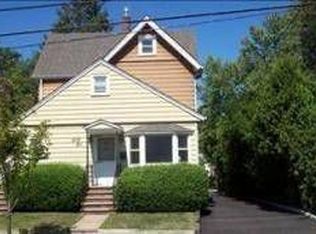 42 Walnut St, Little Falls, NJ 07424