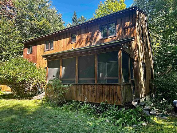 3rd image of 15 Winding Wood Road