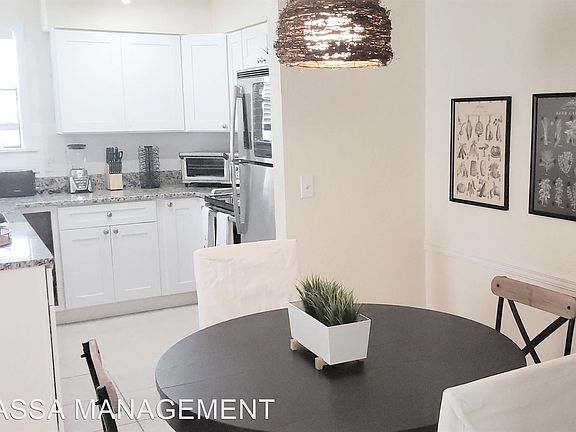 4th image of 3037 Antique Oaks Cir