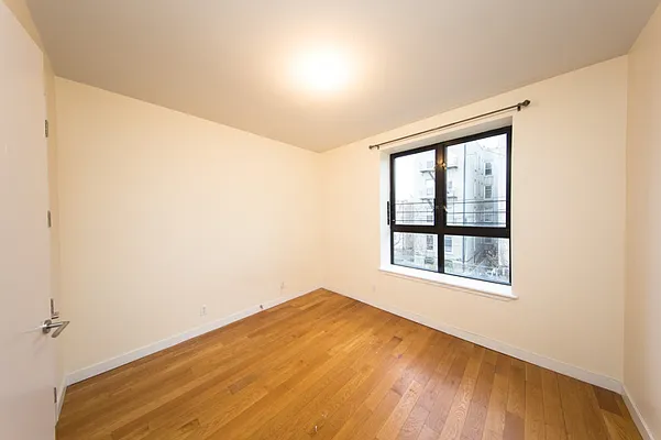 Rented by MNS | media 35