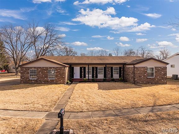 2nd image of 4086 Waterfall Dr