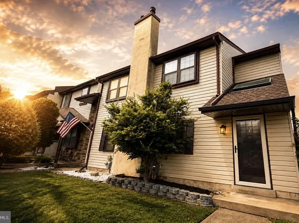 1516 Tarleton Pl, Warminster, PA 18974