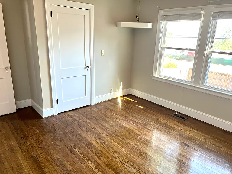 435 Rollingwood Cir — Photo 17
