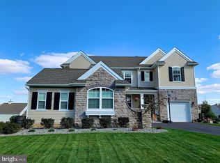 2815 Homestead Dr, Easton, PA 18040