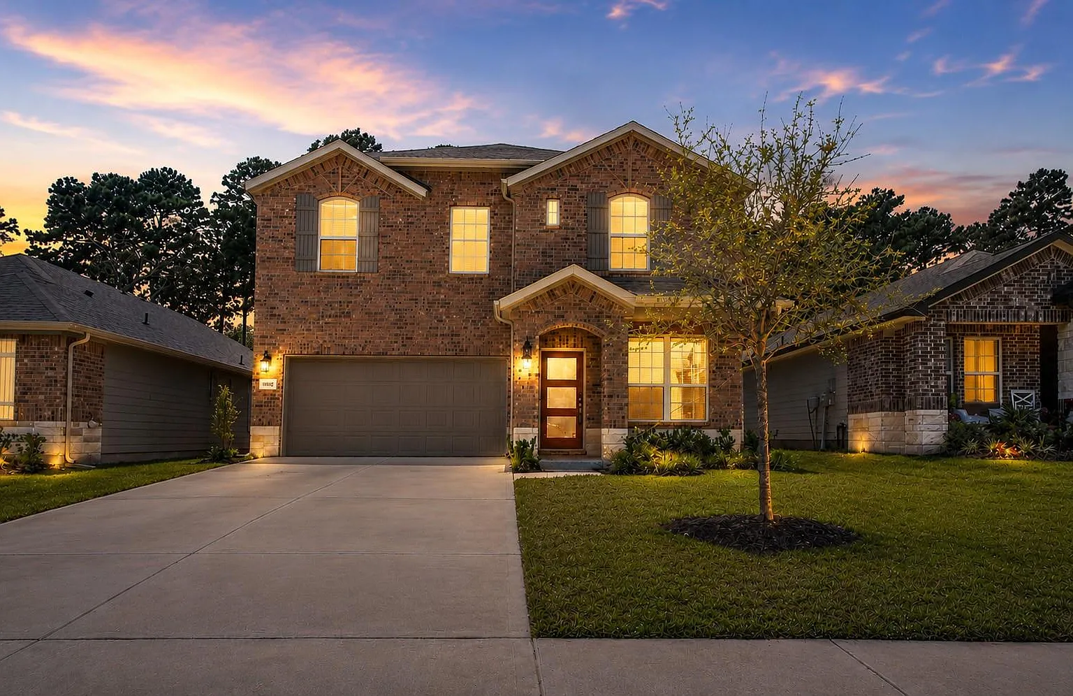 4 bed, 3.5 bath, 2544 sqft, $2,650 — Photo 1