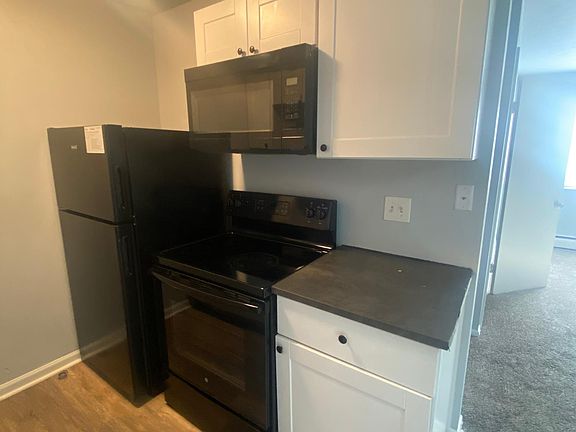 2nd image of 2635 Stanton Ave APT 5