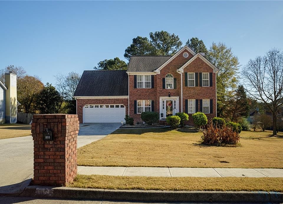 1st image of 1055 Masters Ln