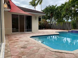 1220 S 13th Ave, Hollywood, FL 33019