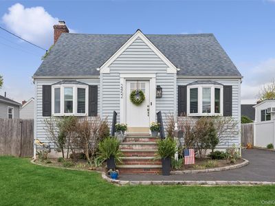 2452 Woodland Avenue, Wantagh, NY, 11793