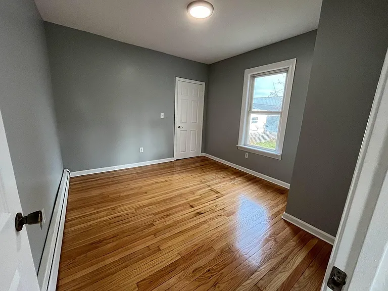 129 N Elm St #1 — Photo 11