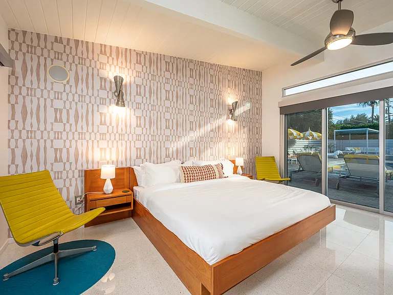 N Avenida Caballeros — Photo 27