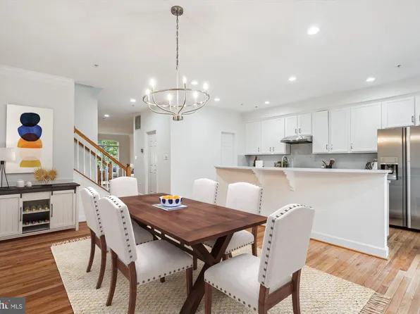 1628 Piccard Dr, Rockville, MD 20850