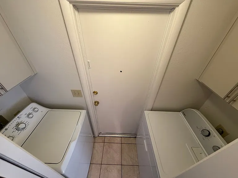 3439 W Peppertree Ln — Photo 10
