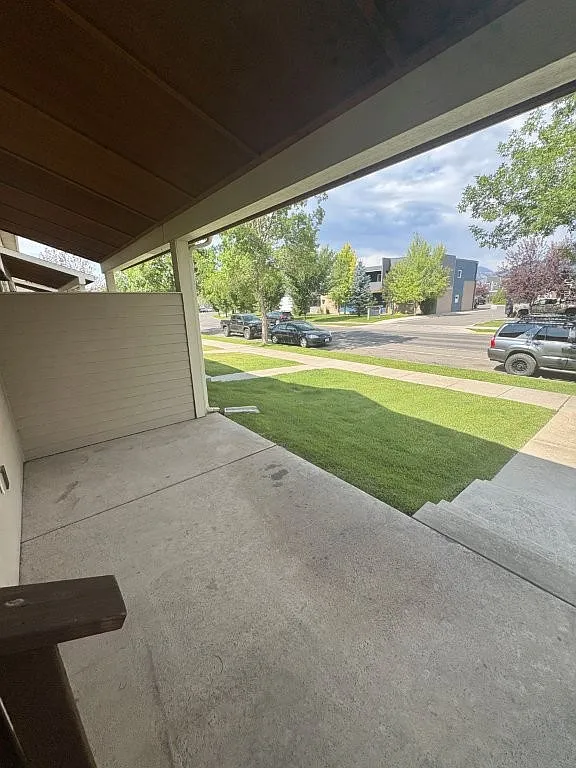 3 bed, 2.5 bath, 1500 sqft, $2,500 — Photo 3