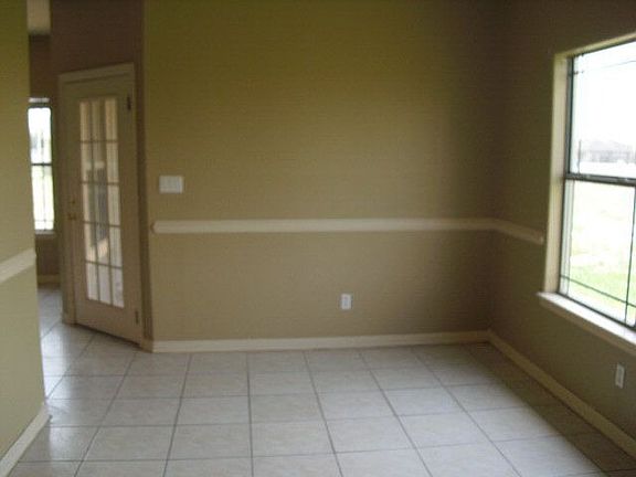 3rd image of 2206 Water Willow Dr