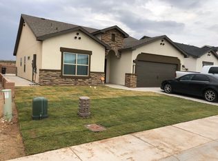 1934 Diamond Dr, Carlsbad, NM 88220