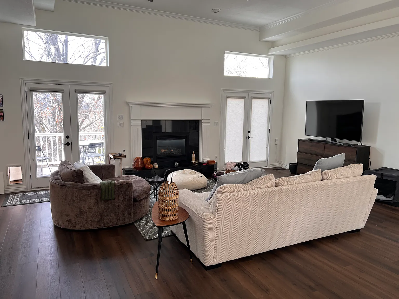 2589 Iroquois Dr — Photo 2