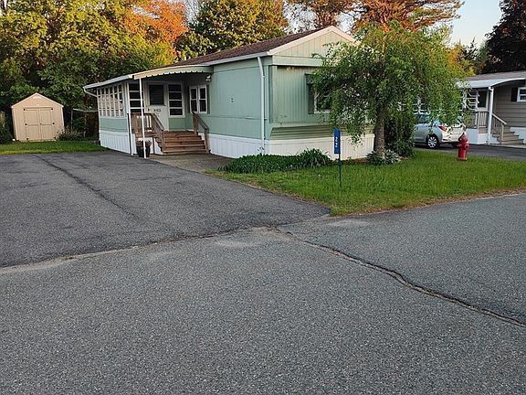 2nd image of 22 Thayer Dr