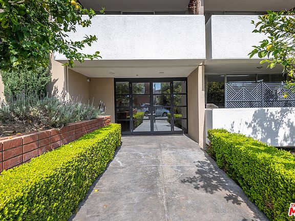 3rd image of 10633 Kinnard Ave APT 14
