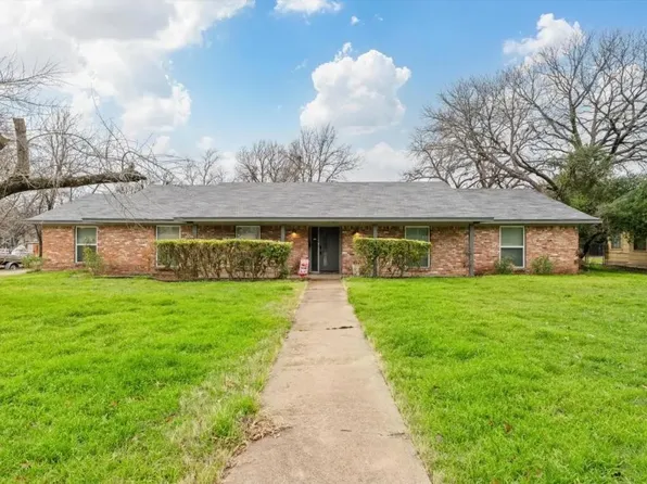 2100 N 33rd St, Waco, TX 76708