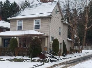 349 W Liberty St, Hubbard, OH