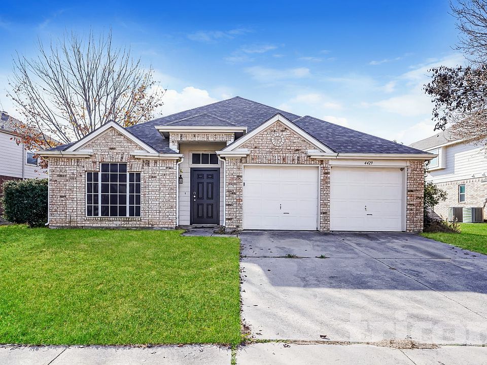1st image of 4429 Spanish Oak Cir