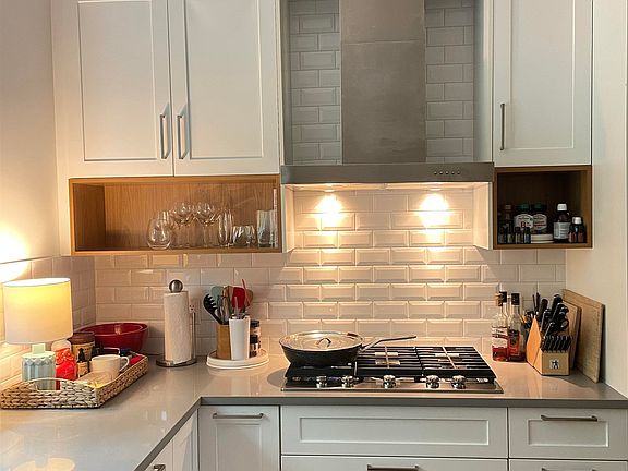 5th image of 288 171st St #38