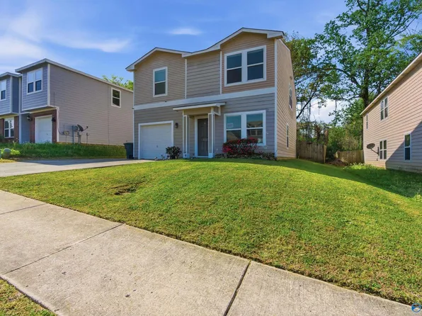 212 Whitestone Dr NE, Huntsville, AL 35810