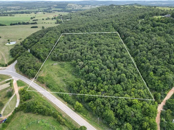 412 Highway, Hindsville, AR 72738
