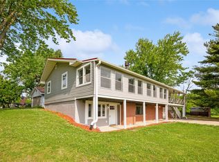 8423 Meadow Wood Dr, Dexter, IA 50070