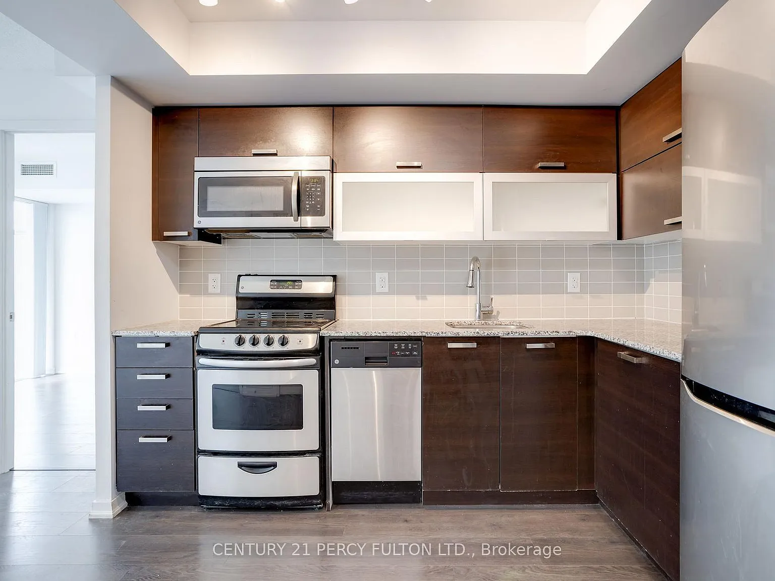 2 bed, $2,700 — Photo 3
