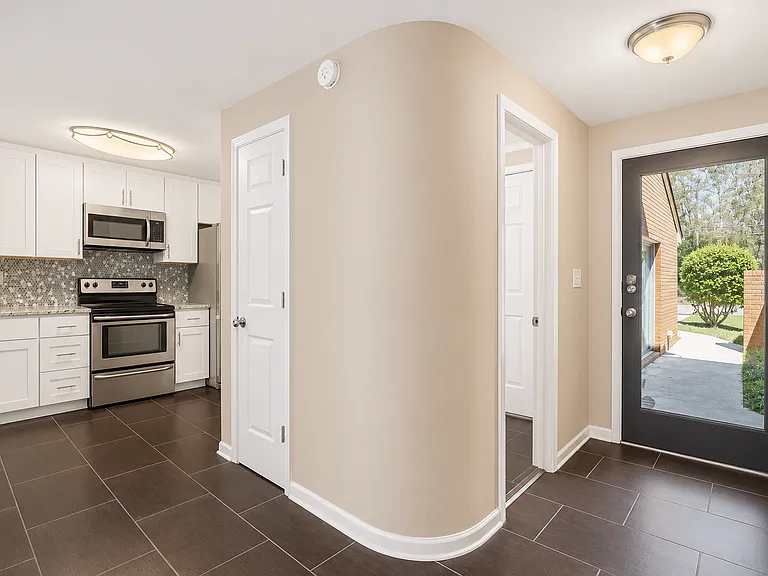 334 Home Park Ave NW — Photo 15