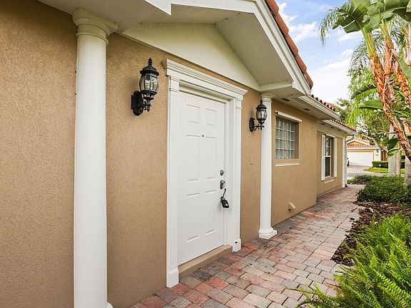 2nd image of 11972 Kajetan Ln