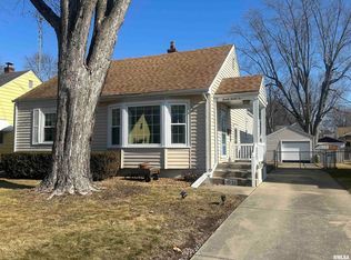 2032 Marland St, Springfield, IL 62702