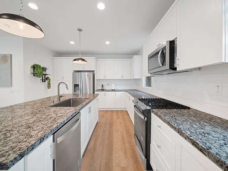 39 Sanctuary Ln — Photo 10