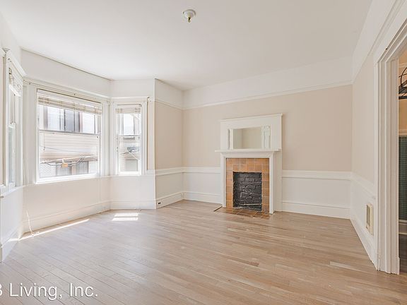 4th image of 123 Joice St APT 4