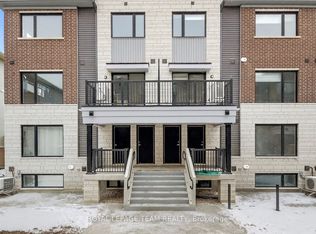 301 Glenroy Gilbert Dr N #18, Ottawa, ON K2J 5W2