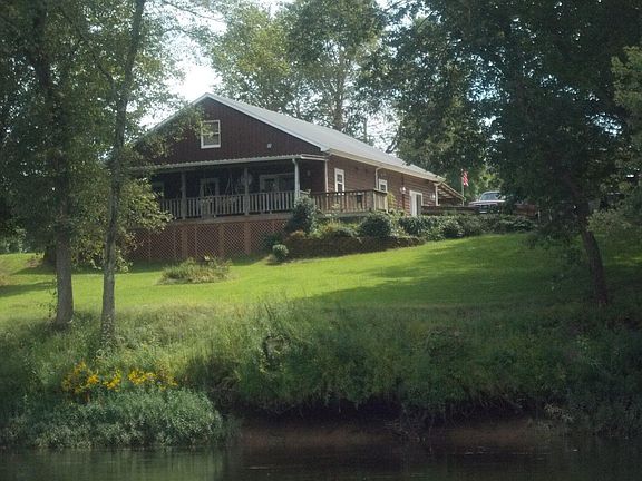 3rd image of 417 Campbells Ferry Ln