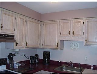 3rd image of 402 Garden City Dr