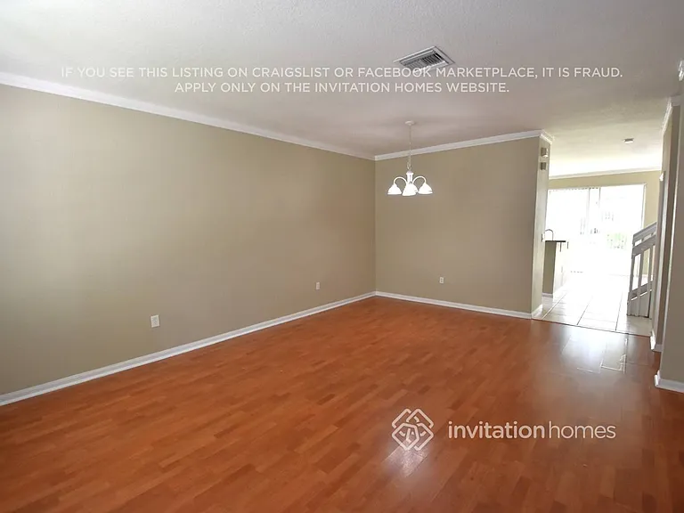 18710 SW 25th Ct — Photo 6