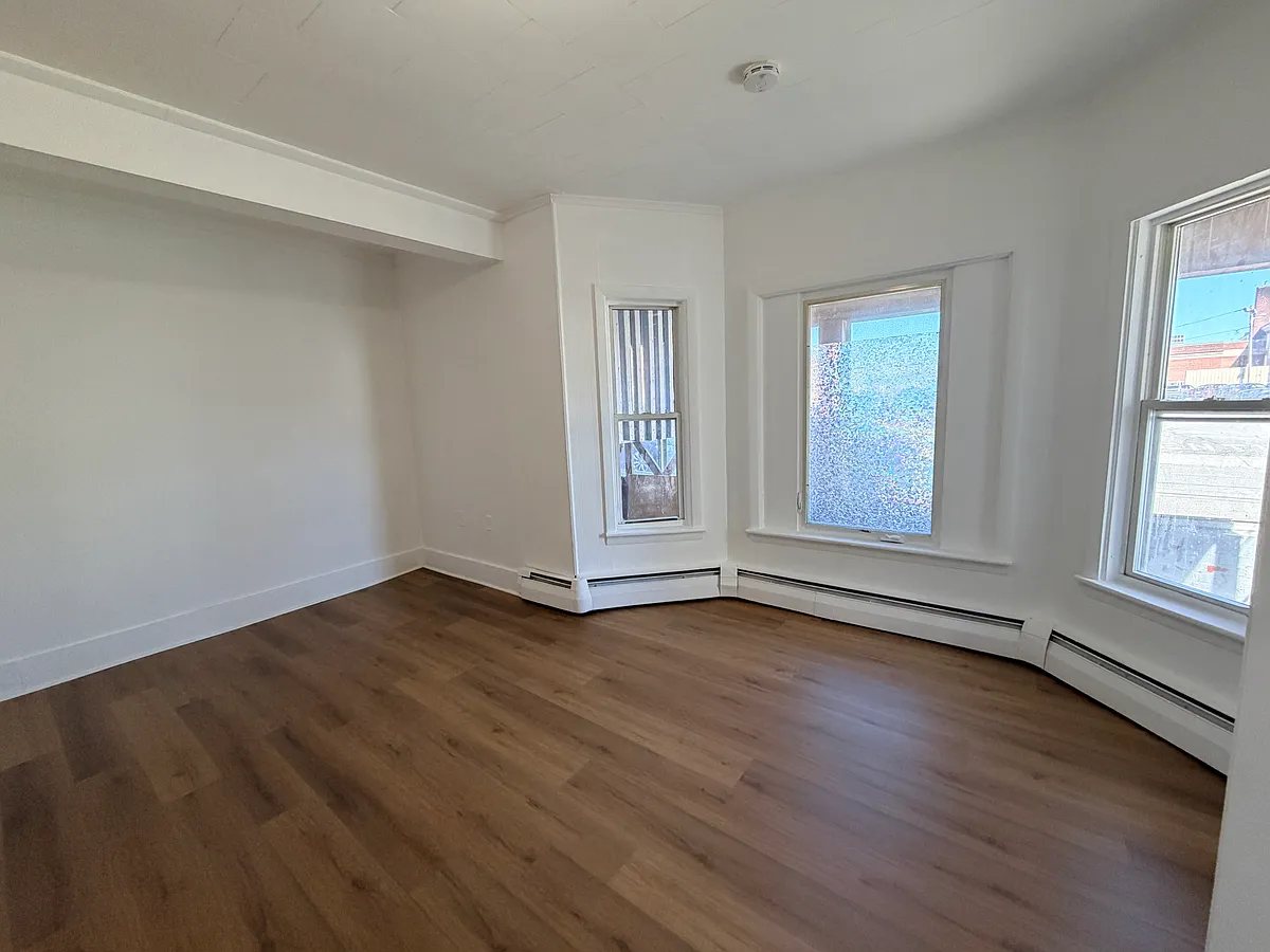 Building Photo - 22 Knowlton St #1