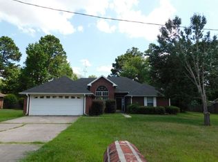 206 Cheyenne Run, Hallsville, TX 75650