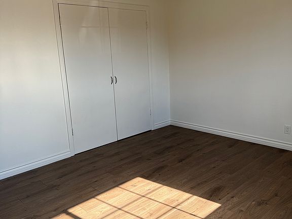 5th image of 419 W Lohart Ave #5