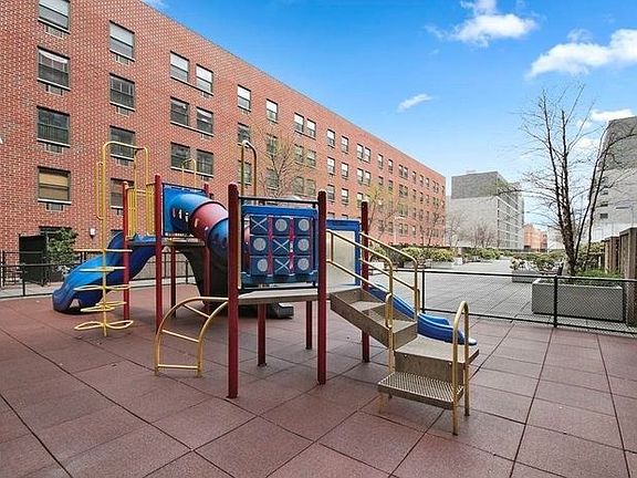 5th image of 130 Lenox Ave APT 423