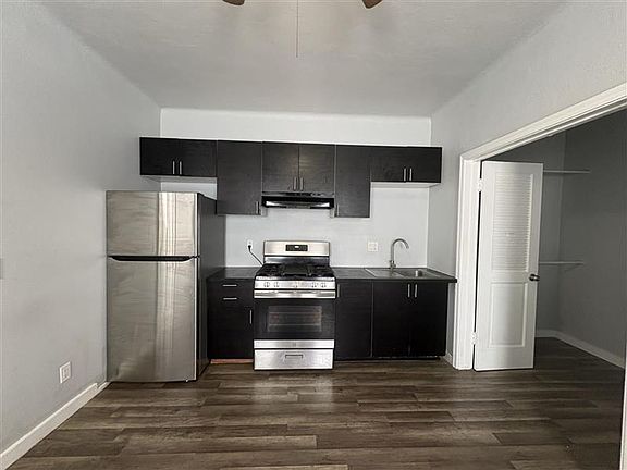 5th image of 1000 Redondo Ave APT 7